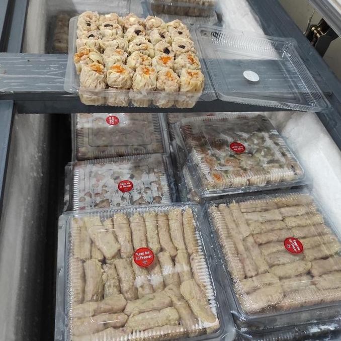 

dimsum ayam halal isi 50pc lumpia ayam tidak ada sambal khusus paxel