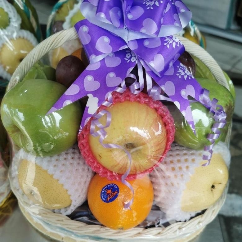 

Parsel Buah Segar/Parcel Buah lokal & Buah Import ( Gratis kartu ucapan )