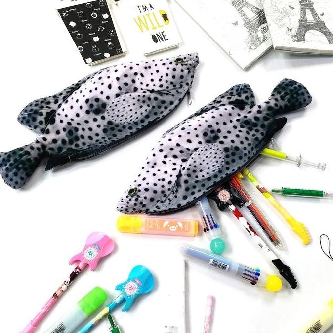 

Tempat Pensil Ikan Kerapu Bebek Tikus Totol Cromileptes Altivelis Shrelo Untuk Yang Hobby Mancing Kreasi Lokal Indonesia