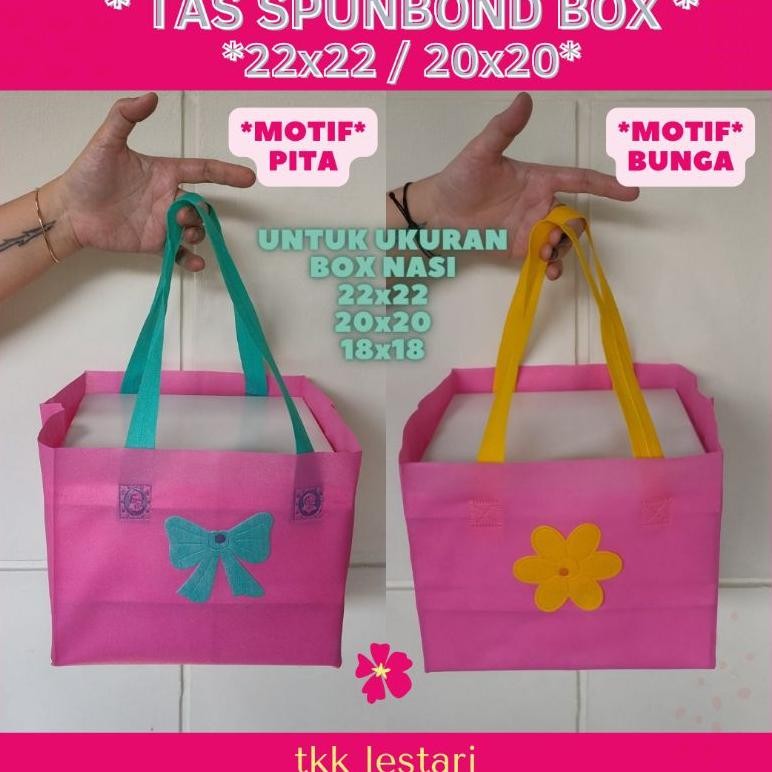 

Tas Spunbond box 22x22 20x20 18x18 (harga 1lusin ) motif bunga dan pita / tas spunbond motif / tas spunbond box nasi / tas spunbond kotak nasi / tas kue / tas hampers / tas box nasi / goodie bag / tas souvenir Nugi