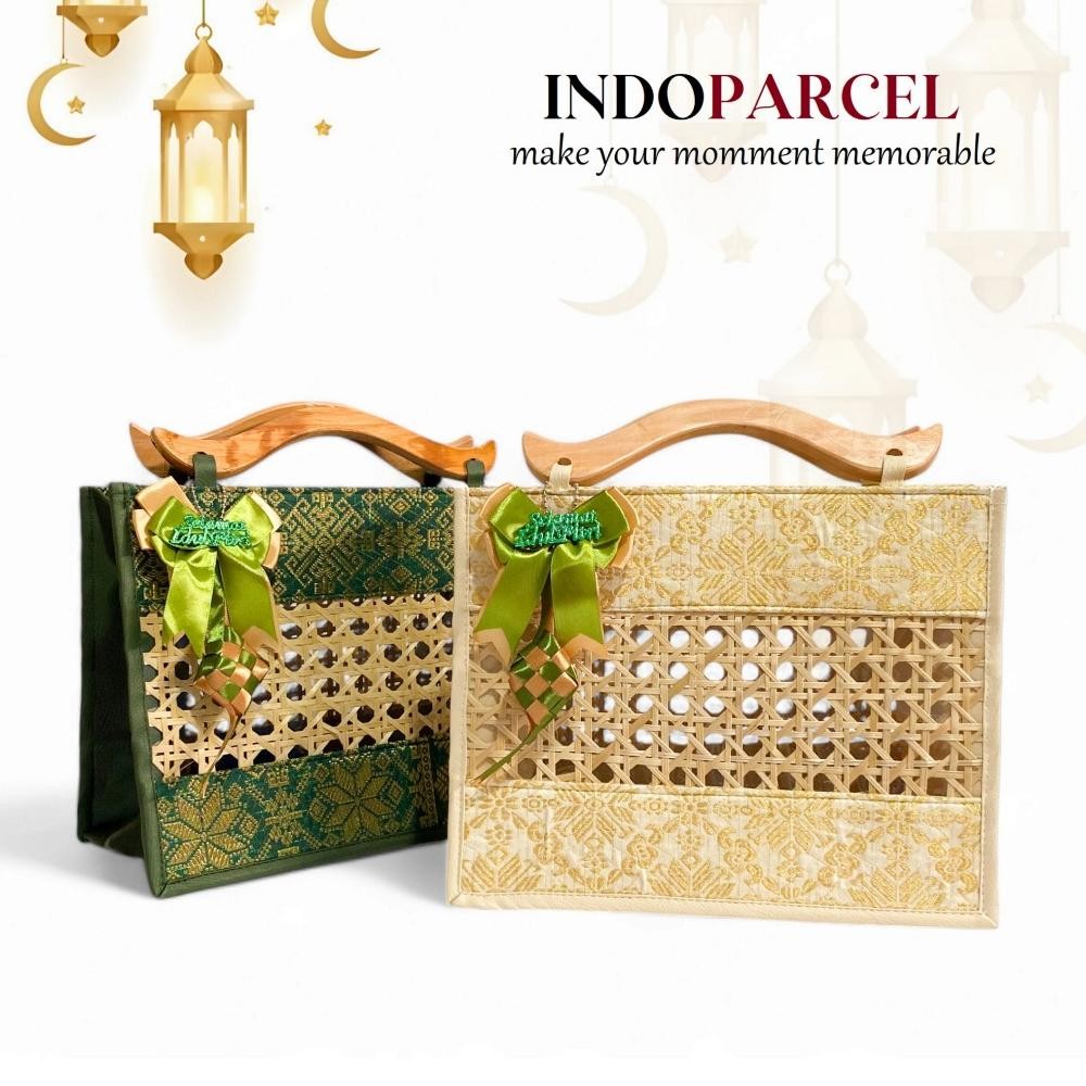 

INDOPARCEL - Tas Hampers Lebaran Kain Songket Handle Kayu Kombinasi Anyaman Bambu Bungkus Kemasan Tas Kado Goodie Bag Hari Raya Idul Fitri Viral Terbaru Nugi