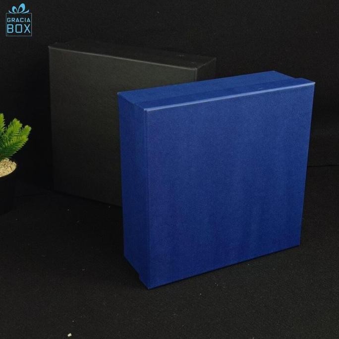 

Produk Baru!! Box Hampers Hardbox 22x22x8 cm | Kotak Kado Premium Spesial Aesthetic