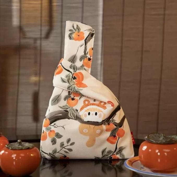 

Produk Baru!! Pouch Hampers Premium - Tas Kado Natal Imlek Lebaran Goodie Bag Eksklusif