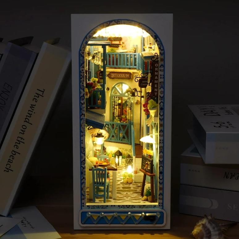 

(PO) 1pc,DIY Book Nook Kit,Assembly Model Kit,Bookshelf Decor,Home Decor Micro Model,The perfect gift for teenagers and adults