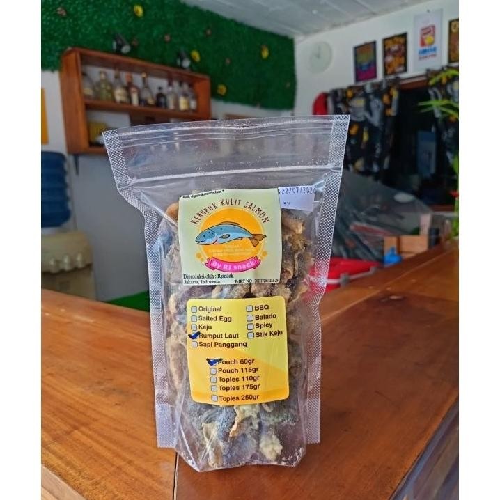 

Crispy Kulit Ikan Salmon Rasa Rumput Laut Kemasan Pouch Ekonomis 60Gr Rasa Dijamin Enak Tanpa Tepung