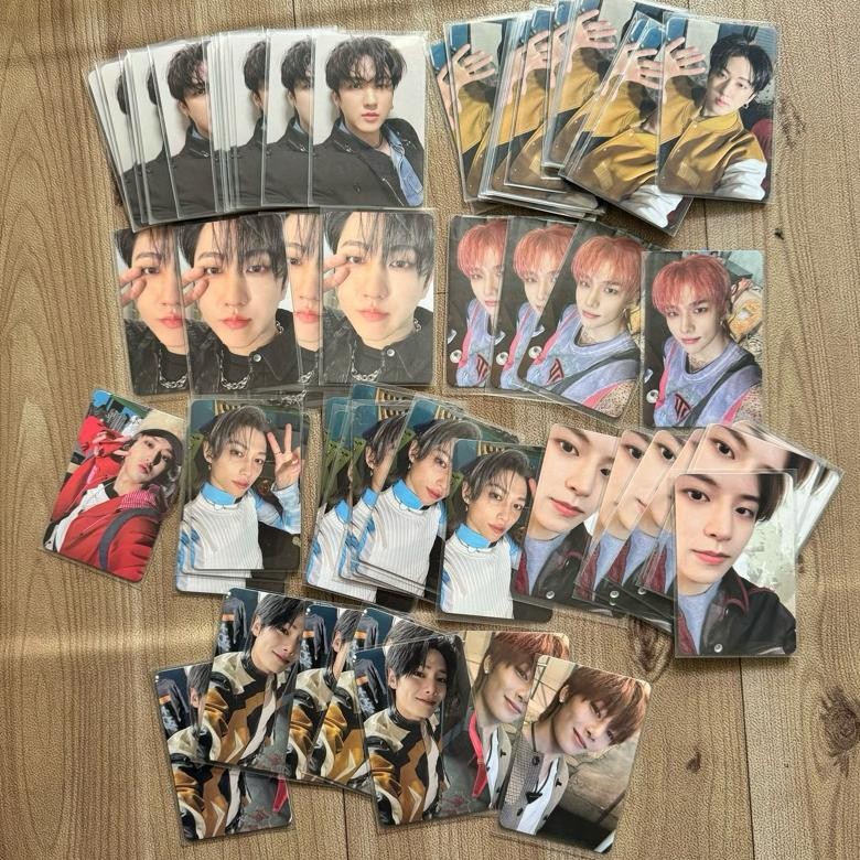 Io-98 Ready Stock Stray Kids Photocard 5Star Album