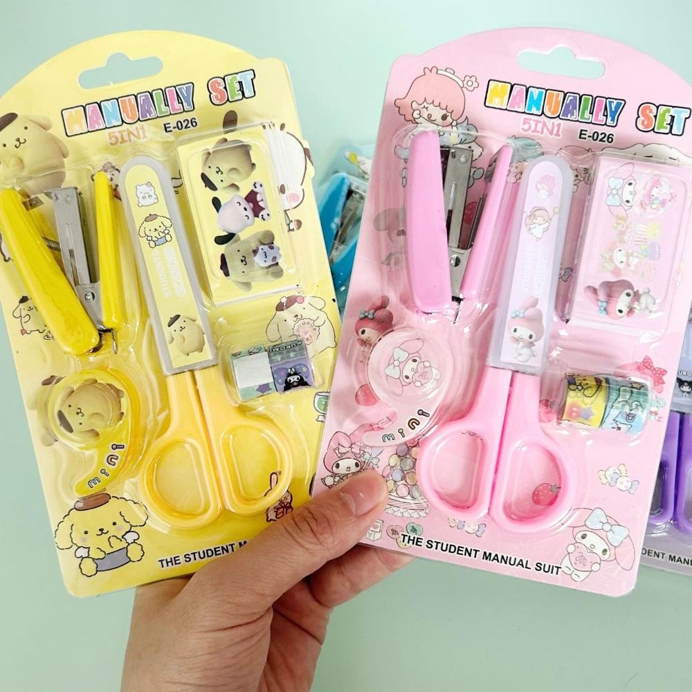 

Readyy!! GEMILANGWALLPAPER - SET 5IN1 GUNTING SANRIO | STAPLES SET SANRIO | PERLENGKAPAN KANTOR | ALAT TULIS SEKOLAH | ALAT TULIS KANTOR | POMPOMPURIN | KUROMI | MELODY | CINAMORROL | PERLENGKAPAN SEKOLAH | GUNTING LUCU