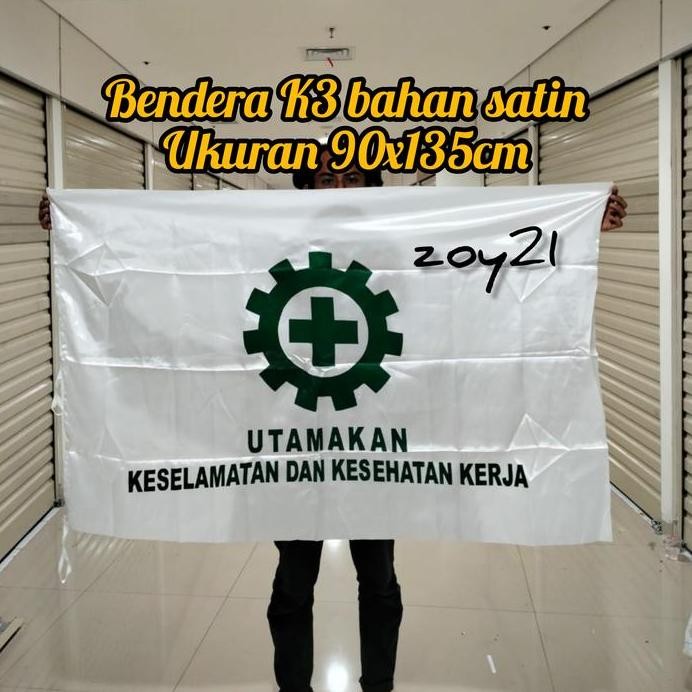 New bendera k3 standar depnaker 90x135 bendera K3 bahan satin