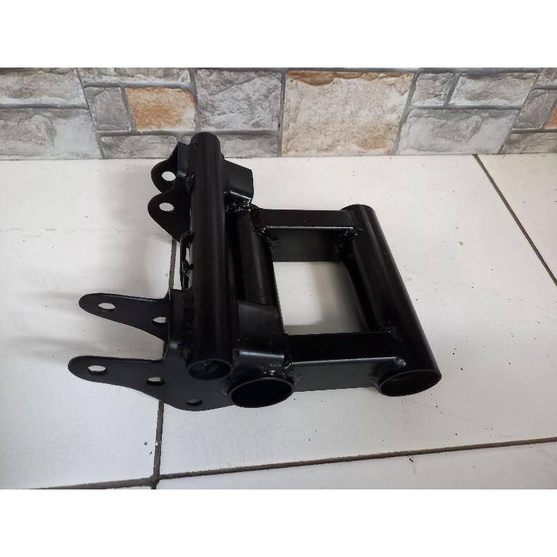 Undur undur mounting  yamaha mio ukuran 3cm sampai 10cm Nugi