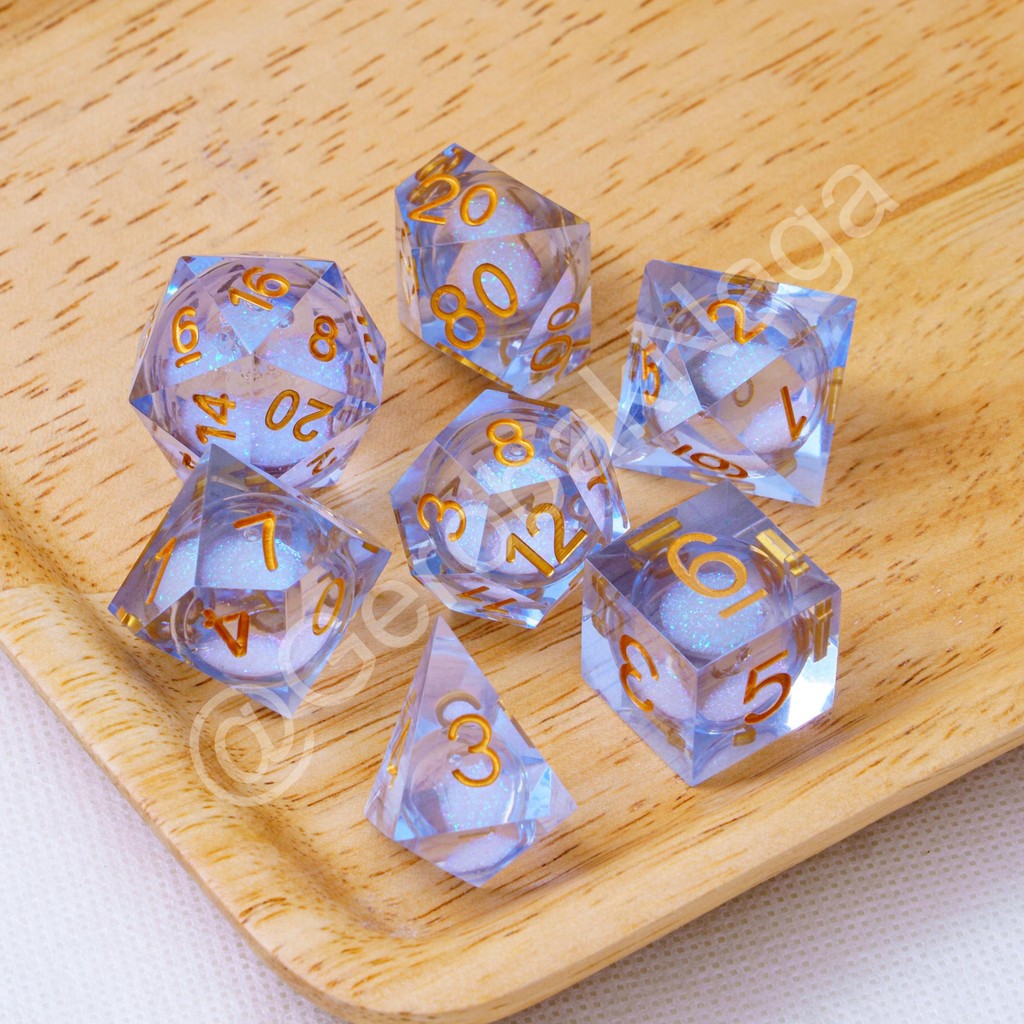 [Ready] Premium High Quality Resin Dice Dadu Dungeon Dragon DND Liquid Core - Liquid Snow Globe
