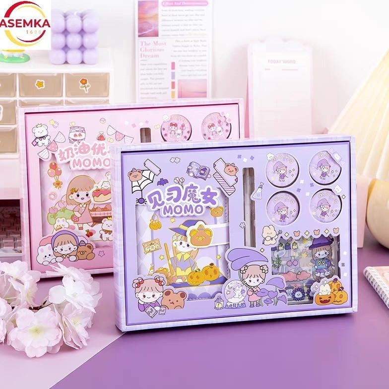 

Diary Set MOMO Buku Jurnal Aesthetic (Buku+Pena+Sticker Sheet+Sticker Roll) Nugi