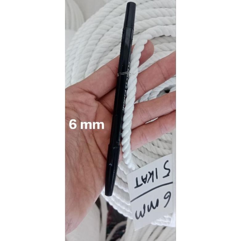 

Rd1- Tali Tambang Kain.. Warna Putih Tissu.. No 6Mm.. Panjang 30 Meter