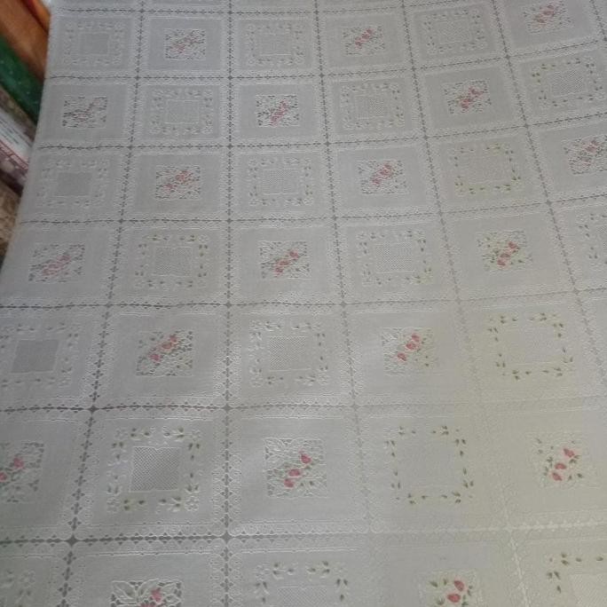 PROMO TAPLAK MEJA PLASTIK MOTIF FLOWER PINK - TAPLAK PERSEGI MEIWA METERAN ANTI AIR