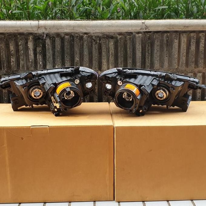 Promo Headlamp Lampu Depan Hid Asli Mitsubishi Pajero Sport Dakar