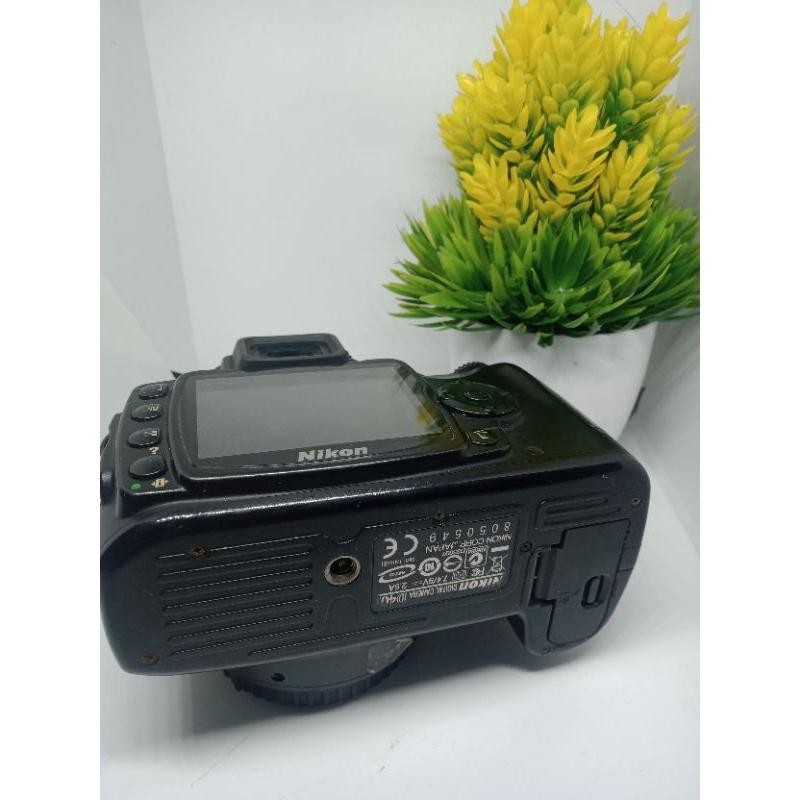 Sf Kamera Nikon D40 / Nikon D40X Body Only (Bo) Murah