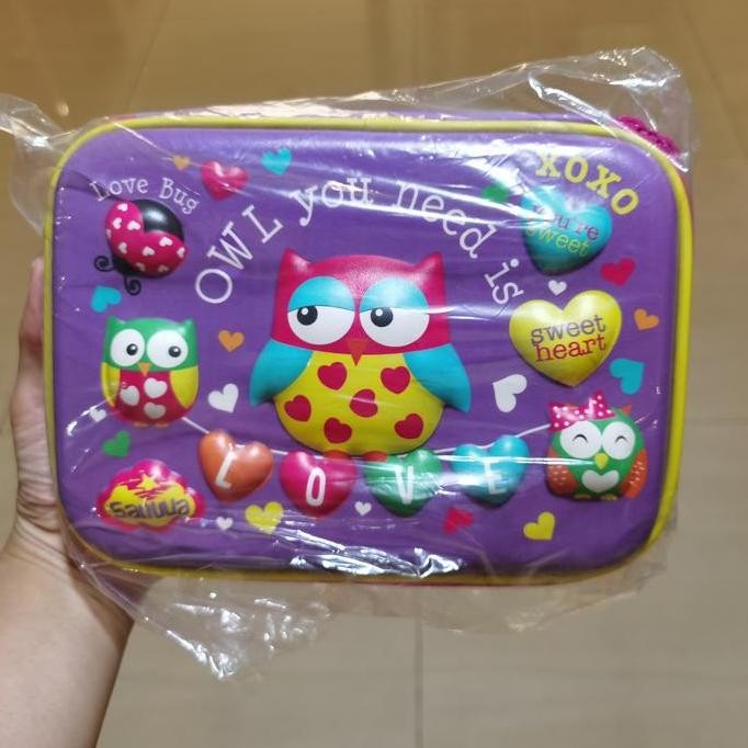 

Pencil Case Tempat Pensil Sanwa Smiggle Hardtop Motif Timbul 3D