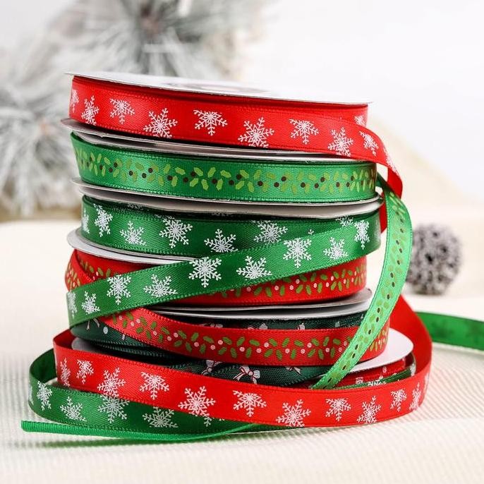 

Baru Pita Natal Motif Snowflake Roll 22m Untuk Kado Parcel Christmas Hampers