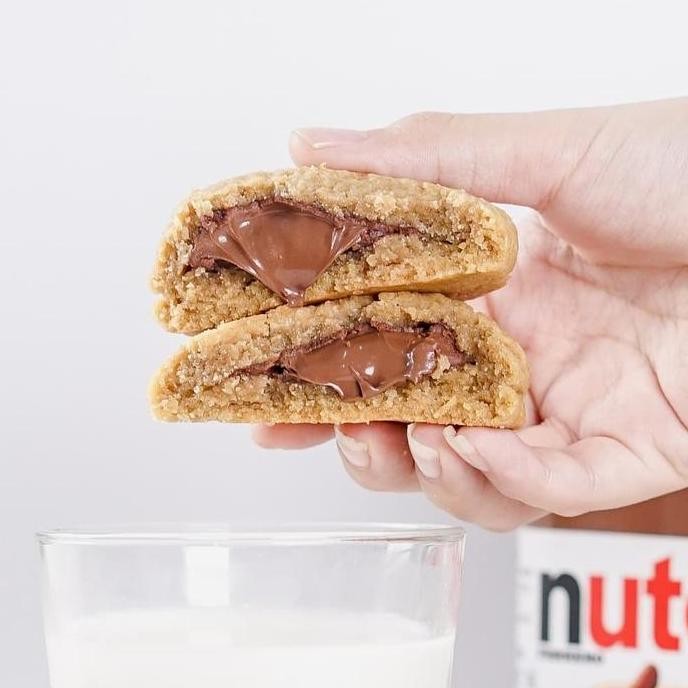 

Kolacica Nutella Jumbo Soft Cookies - Kue Lembut Premium Stok Terbatas