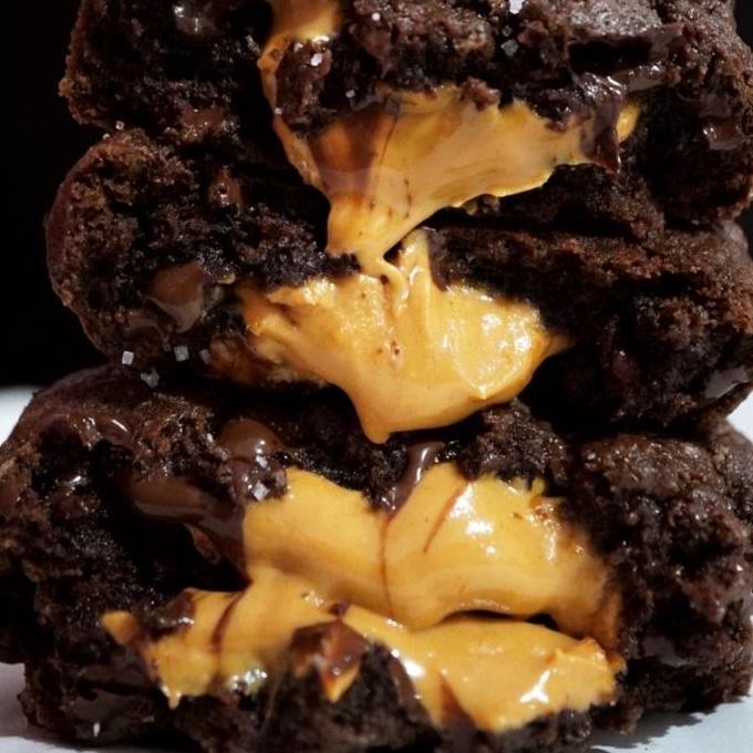 

Double Chocolate Peanut Butter Chip Cookies Soft Baked Premium Stok Terbatas