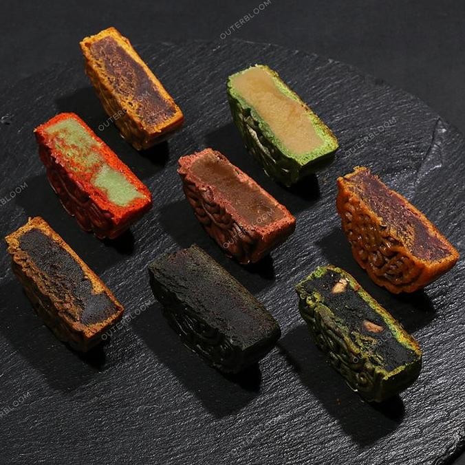 

Kue Bulan Mooncake Mid Autumn Festival 7 Rasa Premium Isi 1 Stok Terbatas