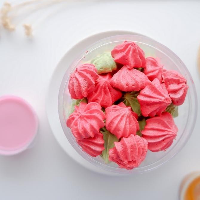 

Italian Meringue 50pcs - Makanan Manis Premium Stok Terbatas