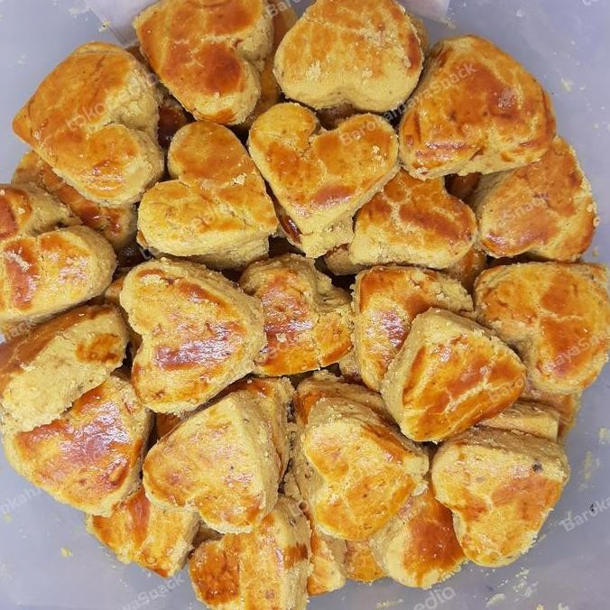 

Kue Kacang Tradisional - Kue Kering Kacang Enak Stok Terbatas