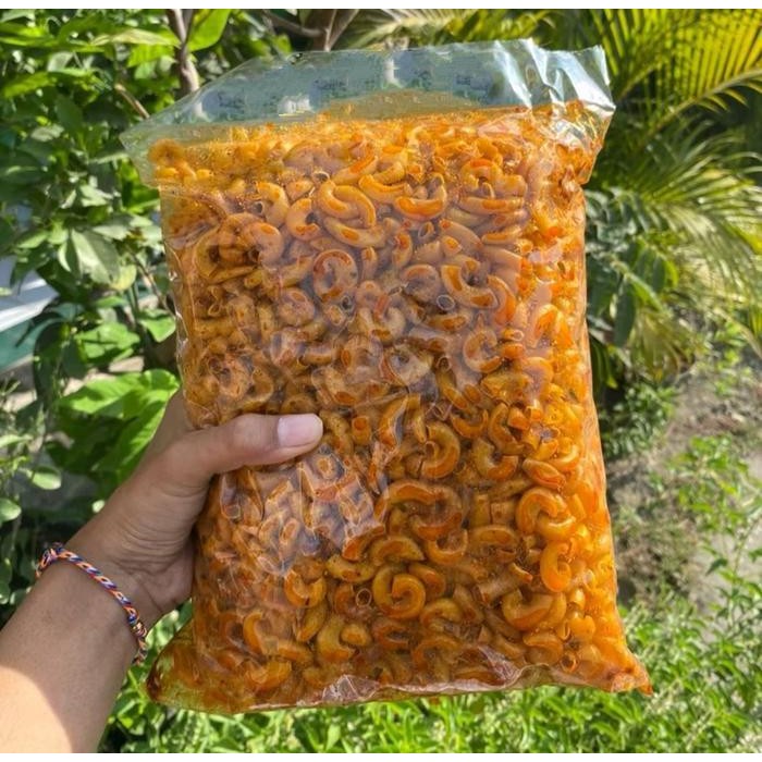 

FF Makaroni Cikruh Pedas Daun Jeruk Enak Renyah Camilan Foods - Snacks