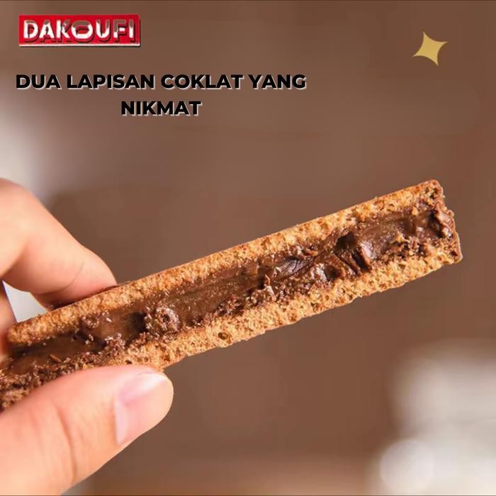 

FF KELIO Stick Wafer Coklat/Batang Cokelat Panjang dengan Sudut Cokelat/Camilan Snack Chocolate/Batang cokelat panjang dengan sudut cokelat/berisi isiankue kering berbentuk seqitiga/makanan ringan/ Biskuit Keripik