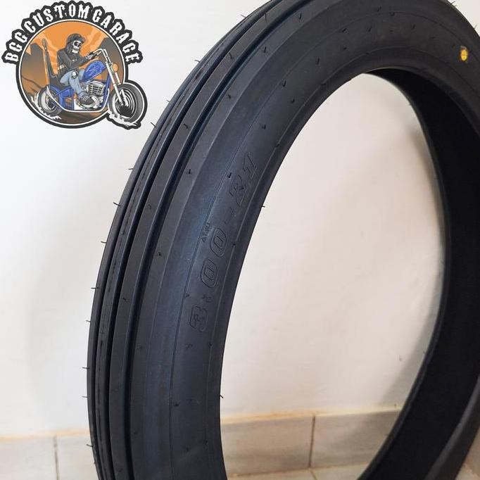 Vintage Tires Ribbed Ring 21 - 3.00 . 16 - 5.00 . Ban Classic Import Salur Model Firestone . Ban Mot