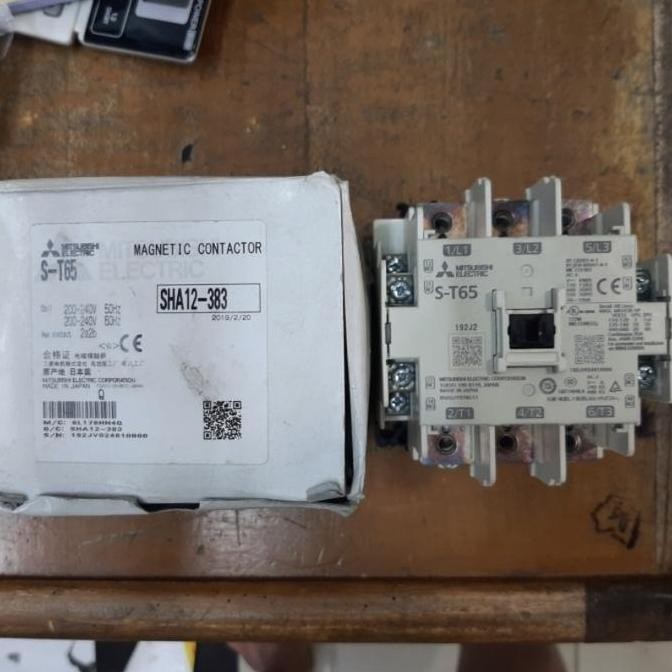 Kontaktor / contactor ST 65 ST65 mitsubishi