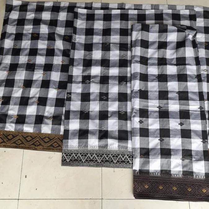 ] Kain saput poleng Bali list tepi lebar variasi bordir lembaran