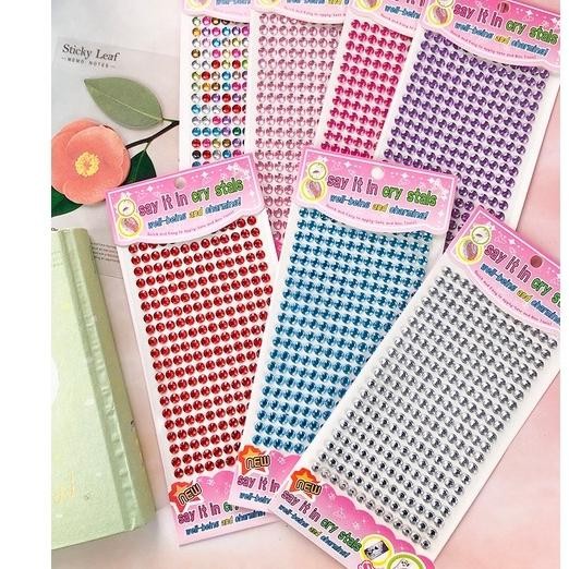 

Ii-99 Hj-45 Gd-12 Stiker Kristal / Stiker Rhinestone / Gems Stiker Akrilik / Crystal Berlian Imitasi Dekorasi Handphone / Diary Berkualitas Ii-99