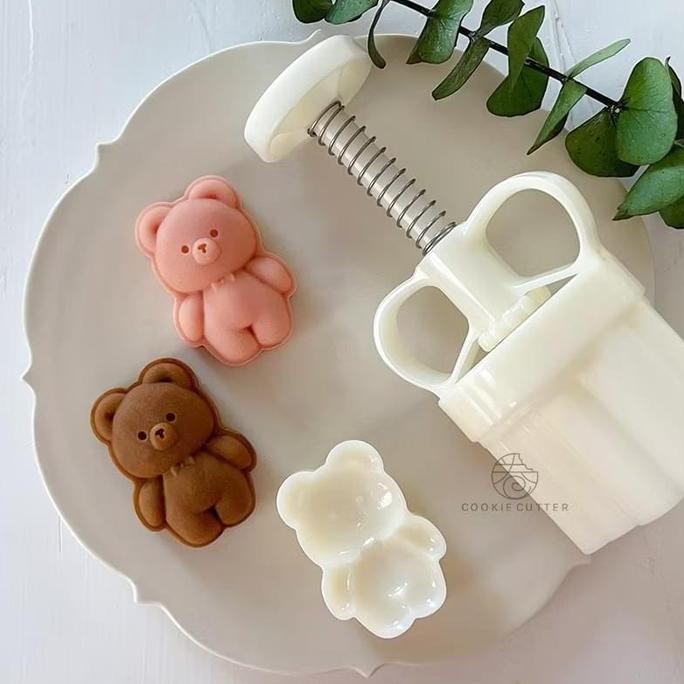 PROMO DISKON - Cetakan Mooncake Beruang / Cetakan Cookies Kue Kering Bear Lucu