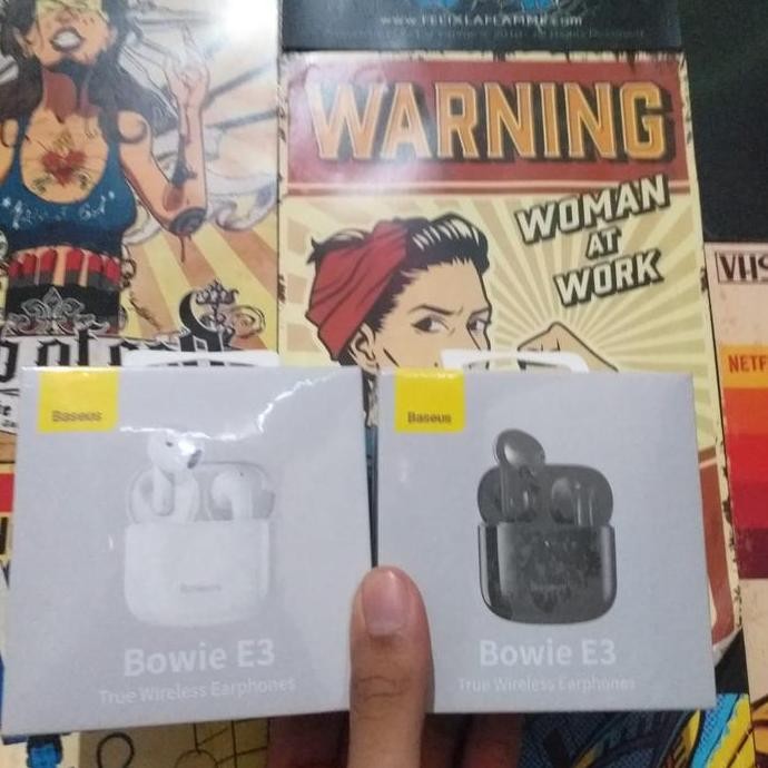 NEW earphone Bowie e3