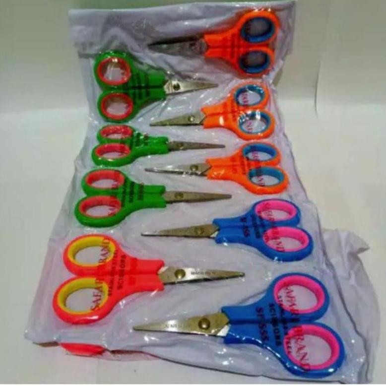 

New Arrival Gunting Renteng Warna Isi 12Pcs New Arrival