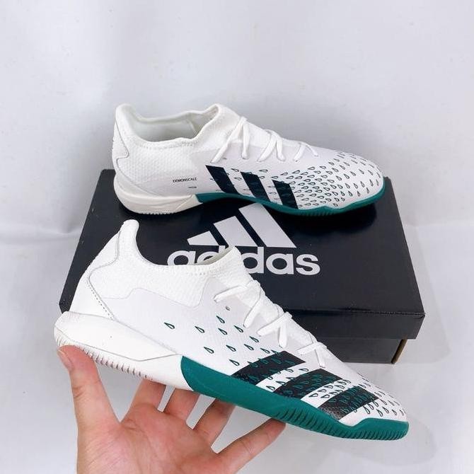 TERLARIS - Sepatu Futsal Adidas Predator Freak .3 Low EQT White Green IN