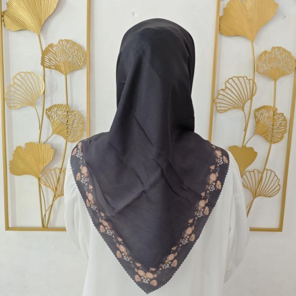 Viral Hijab Segi Empat Motif Bunga Merah Hitam Maruun Ungu Coklat Denim Termurah