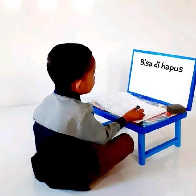 

Promo Alat tulis anak lengkap 1 set meja belajar dan papan tulis bisa di lipat/meja belajar lipat/papan tulis anak dan meja belajar/papan tulis white board/paket hemat meja belajar dan papan tulis Pendidikan Beraneka warna Kayu COD