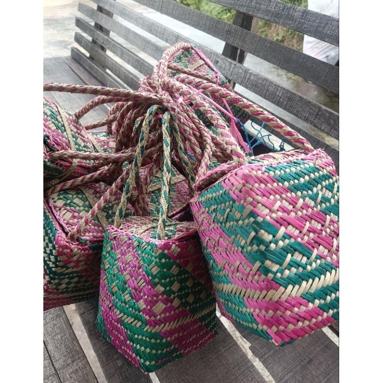 Tenong kampi tempat beras tas melayat takziah tas anyaman pandan bakul kampia