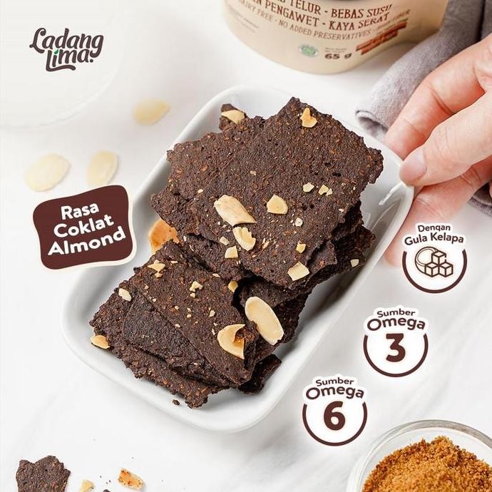 

Blackthins Gluten Free Crispy Almond Cookies 100g Ladang Lima