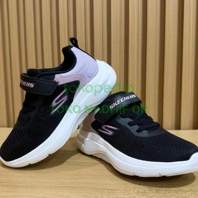 Sepatu Anak Perempuan Sekolah Skechers Hitam Pink Quality
