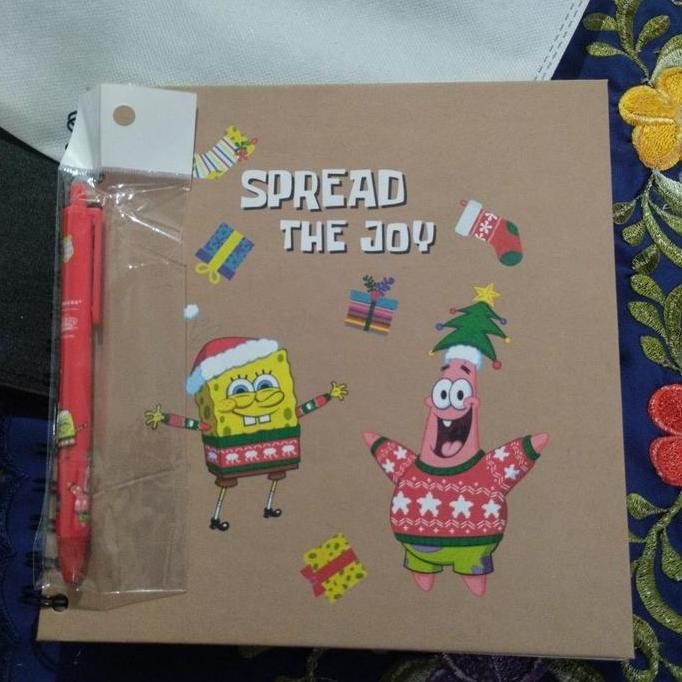 

Bundling Notebook + Tumbler Starbucks Co