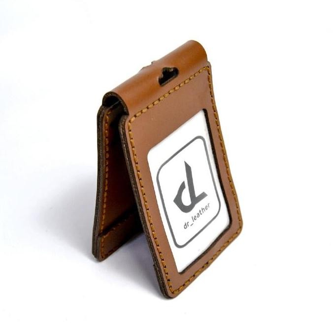 

Dr_Leather - Nametag Kulit Sapi Pilihan Model Flipmagnet Dengan Tali Lanyard Kantor Co