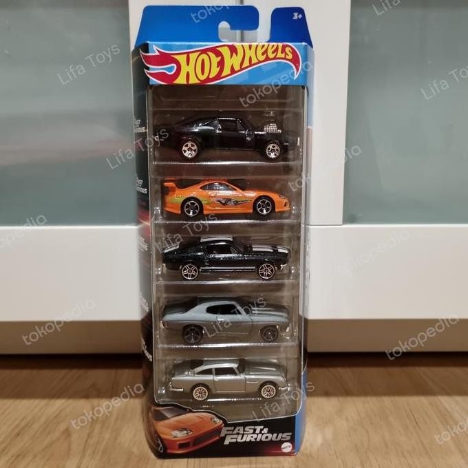 TERLARIS Gift pack hotwheels fast and furious,Toyota Supra Orange isi 5 macam .