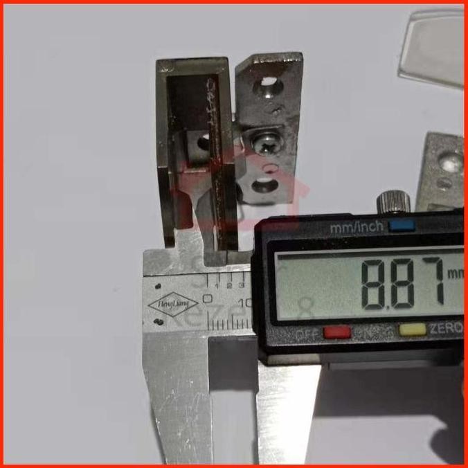 Engsel Pintu Kaca Kotak STAINLESS 5,5 / Lemari Glass Hinge Jepit Kayu