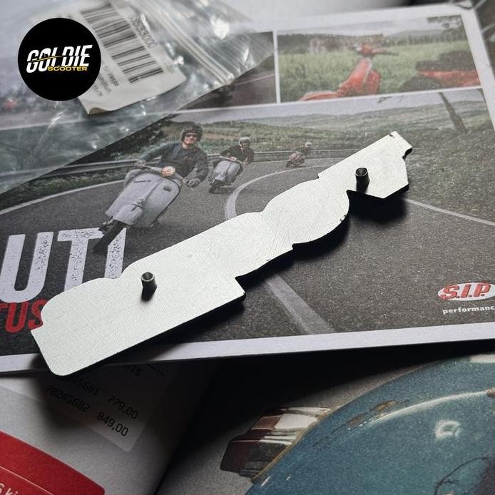 Emblem body depan sip original vespa px