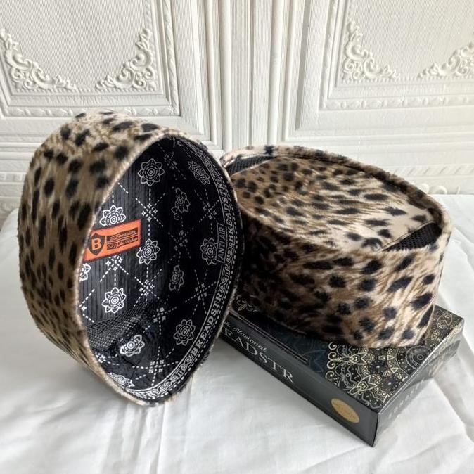baru  TERBARU PECI SONGKOK KOPIAH MOTIF BULU LEOPARD HABIB BAHAR MODEL AC PREMIUM TINGGI 9 LEMBUT TE
