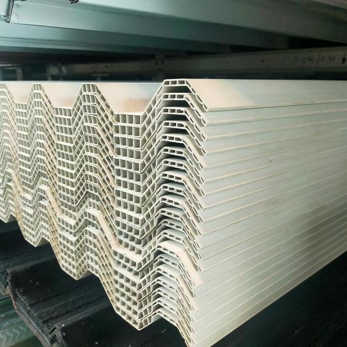 Atap upvc skydeck lebar efektif 1 m