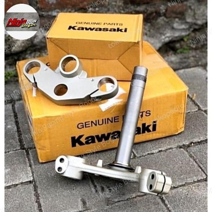 '' Segitiga Atas T Bawah Ninja R/Ss Original ''