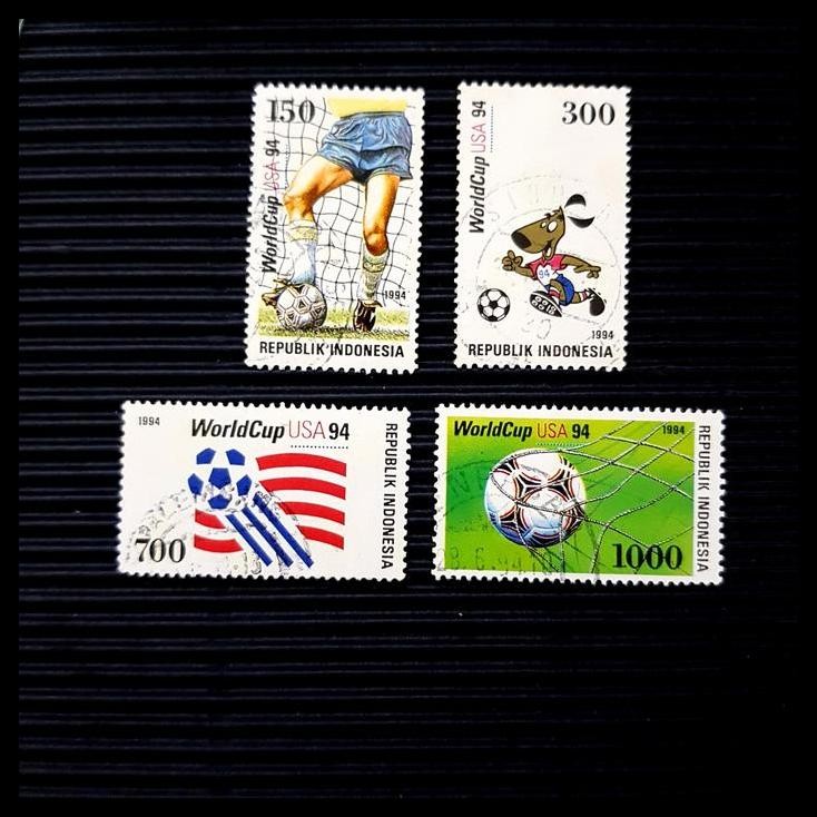 

TERMURAH PRANGKO INDONESIA. PIALA DUNIA WORLDCUP USA 1994. SET (4V) USED !
